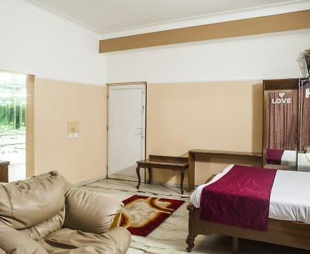 Sarao Hotel Mohali Exteriör bild